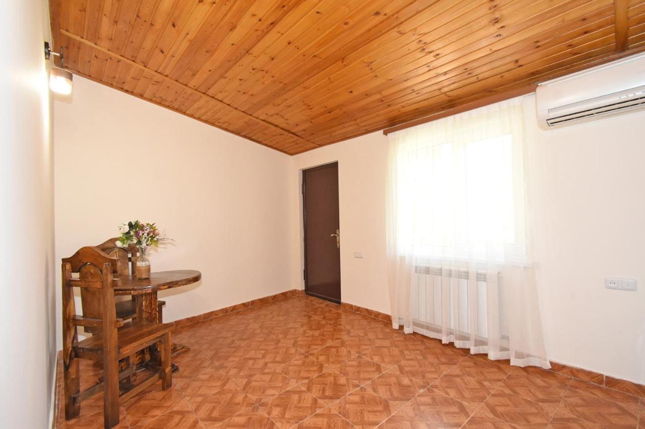 Forest Hills Erevan Exterior foto
